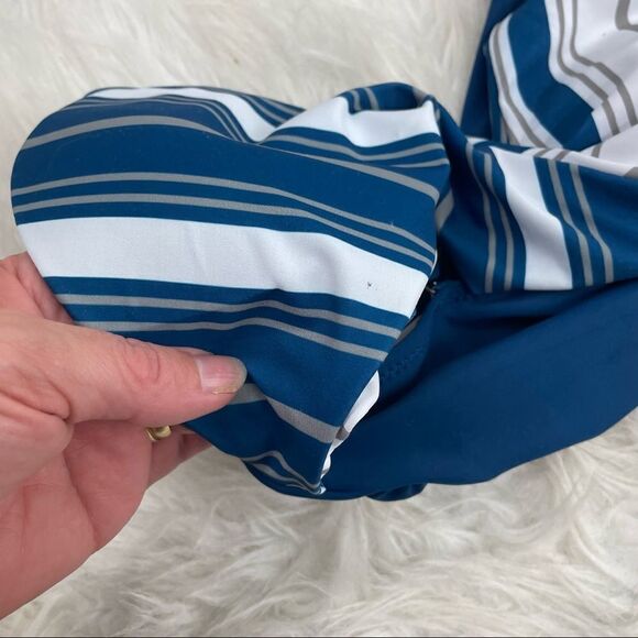 Cupshe Sparkle In The Sun Cut Out High WaistOne Piece Bathing Suit Large - Picture 10 of 10